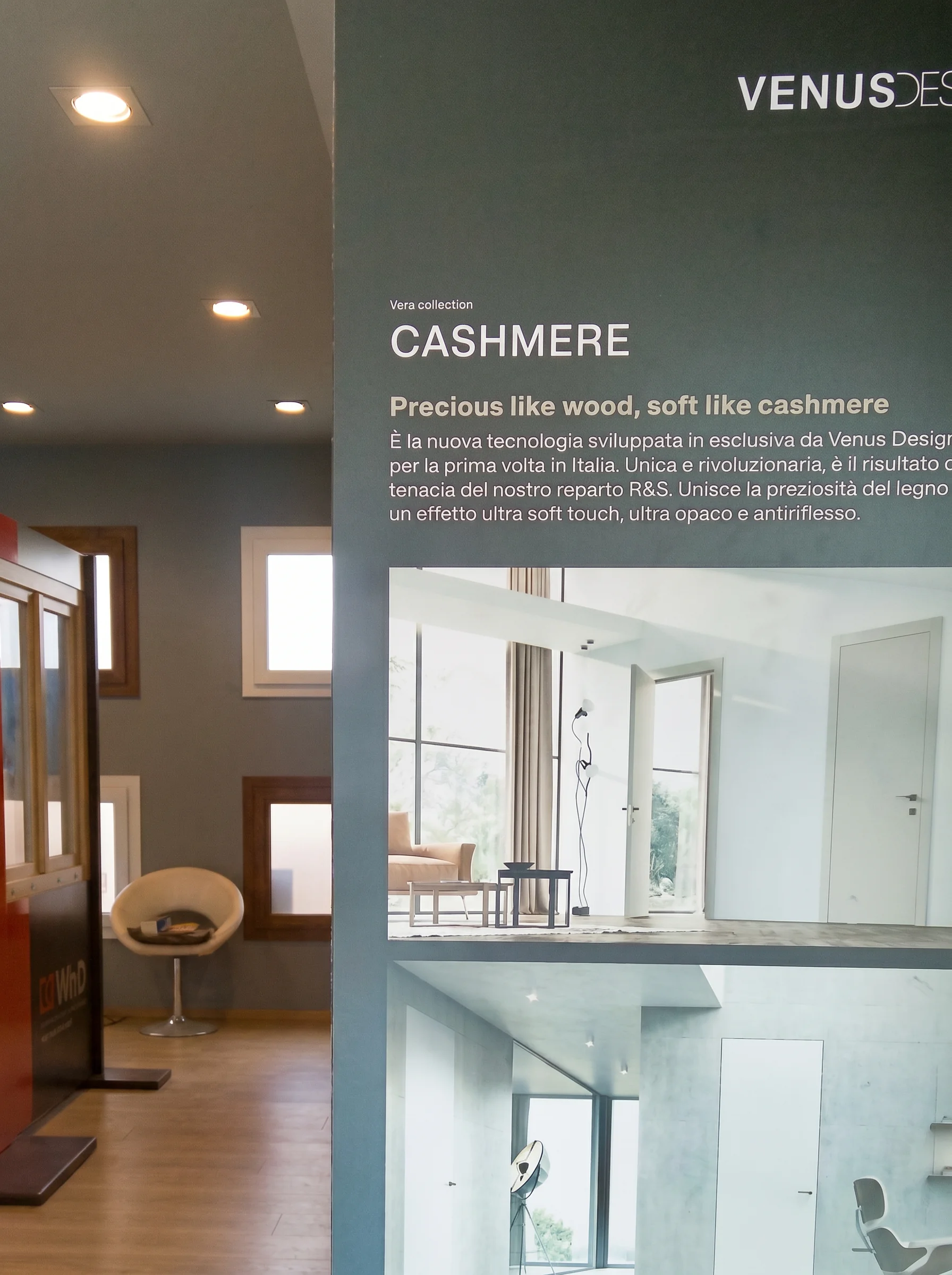 Showroom interior 0