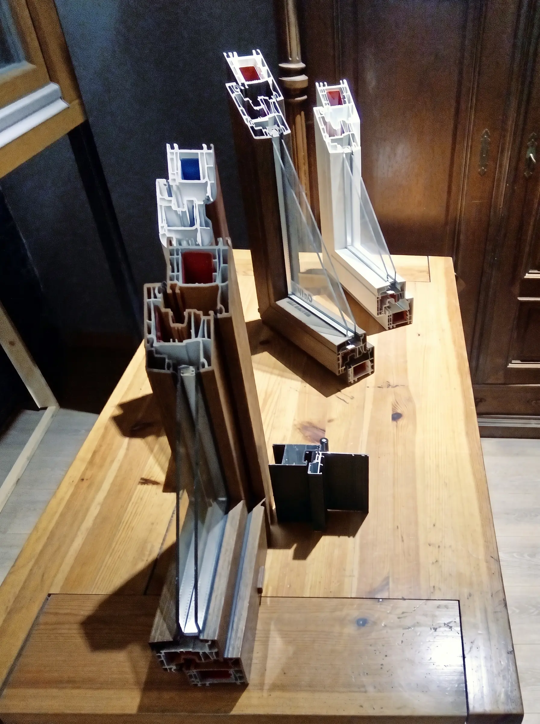 Showroom interior 11